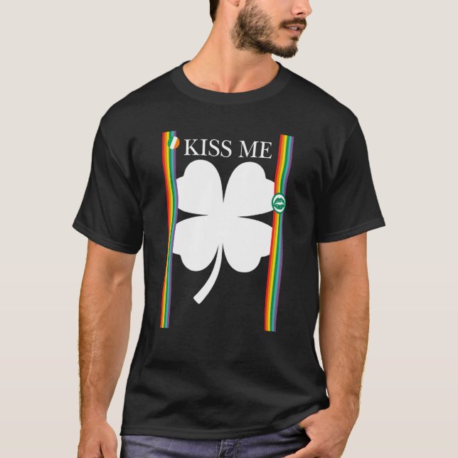 Kiss Me Cool C Leaf St Patrick's Day Irish Celebra T-Shirt (Front)