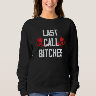 kiss me i am a waitress for women waitress waiter sweatshirt