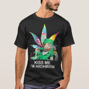 Kiss Me I M Irish Leprechaun Weed Leaf St Patricks T-Shirt