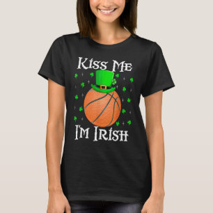 Kiss Me I'm Irish Leprechaun Hat Basketball St Pat T-Shirt