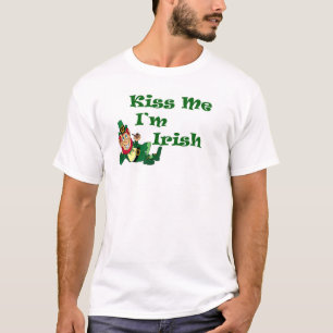 Kiss Me I'm Irish Men's Basic T-shirt