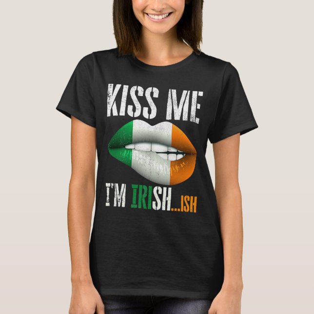 Kiss me I'm Irish Shamrock Lucky St Patricks Day T-Shirt (Front)