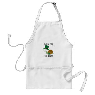 Kiss Me I'm Irish Snail Standard Apron