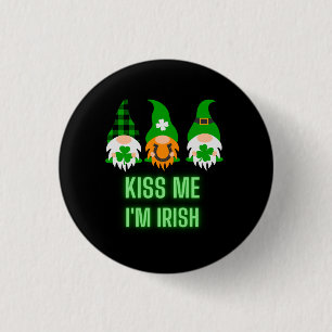 Kiss Me I'm Irish St. Patrick's Day Gnome Shamrock 3 Cm Round Badge