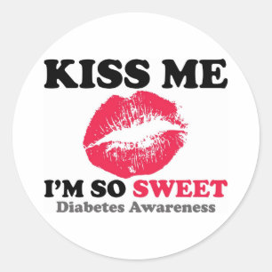 Kiss me I'm so sweet Classic Round Sticker