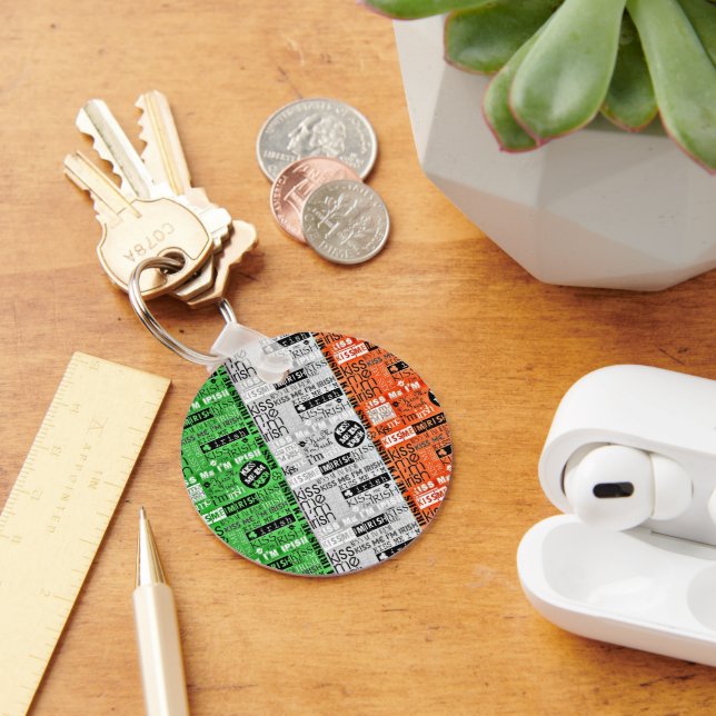 Kiss Me Irish Flag Key Ring (Desk)
