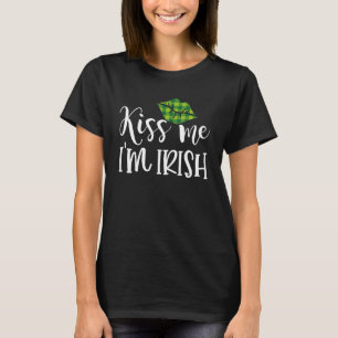 Kiss Me Iu2019m Irish Green Lips Saint Patricku201 T-Shirt