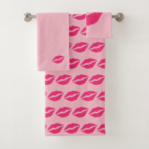Kiss Me Pretty Towel Set
