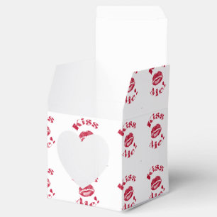 Kiss Me! Red Lips Favour Box