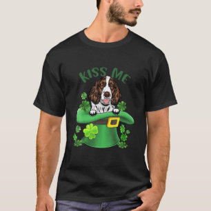 Kiss Me Shamrock Hat Springer Spaniel St Patrick T-Shirt
