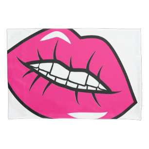 Kiss  pillowcase