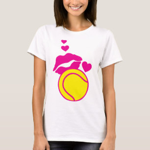 kiss tennis kisses love heart levue heart T-Shirt