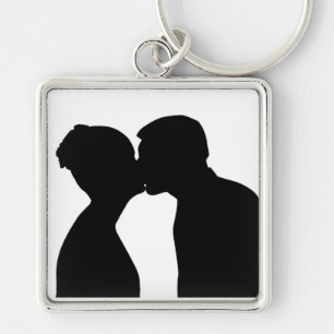 KISSING COUPLE KEY RING