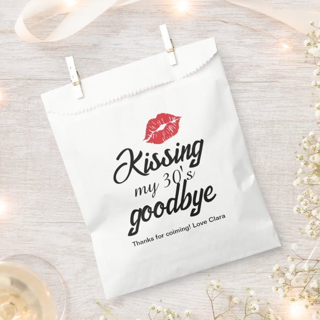 Kissing my 30th Goodbye Birthday Favour bag (Clipped)