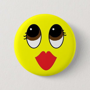 Kissy Face 6 Cm Round Badge