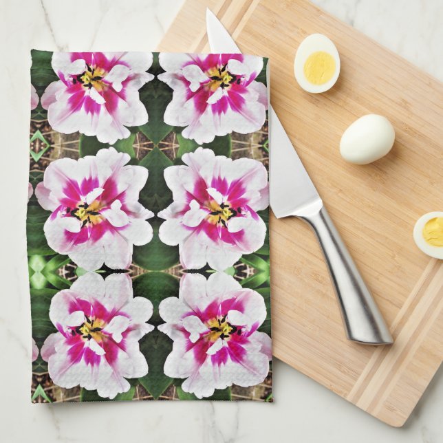 Kitchen Towel Pink Tulips (Quarter Fold)