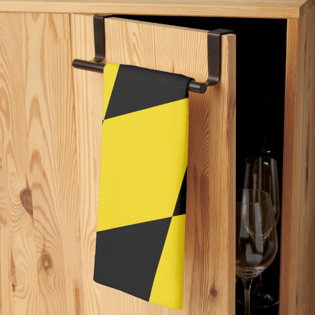 Kitchen towel with Flag of Munich (Thirds Fold)