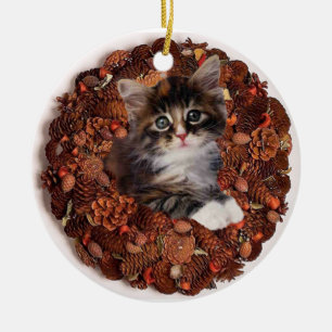 Kitten and a pinecone wreath ceramic tree decoration