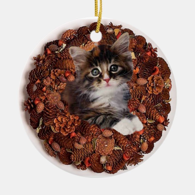 Kitten and a pinecone wreath ceramic tree decoration (Front)
