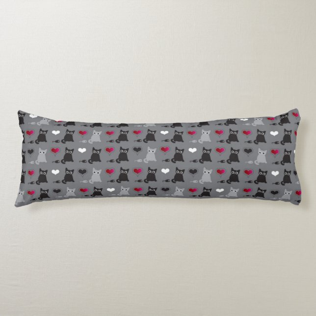 kitten and mice pattern body cushion (Front)