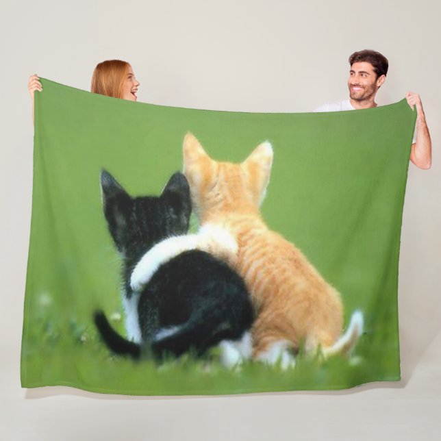 KITTEN BUDDIES FLEECE BLANKET (In Situ)