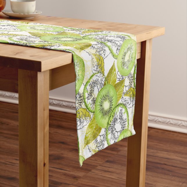 Kiwi, fruity, green and white, fresh short table runner (In Situ)