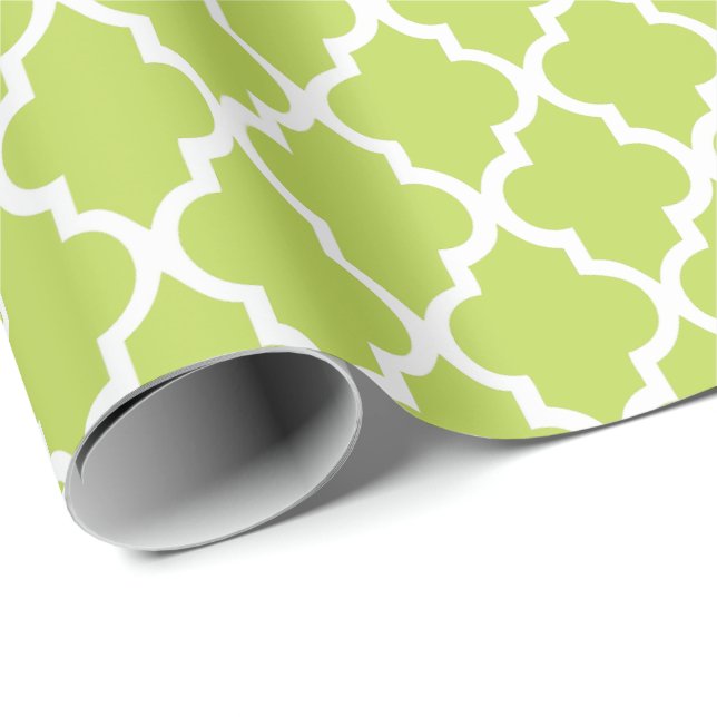 Kiwi Green Quatrefoil Tiles Pattern Wrapping Paper (Roll Corner)