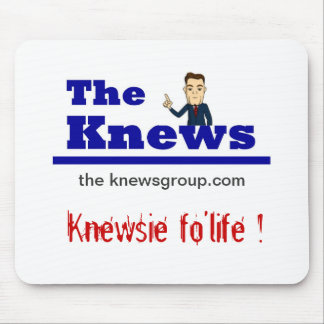 "Knewsie fo'life" Mousepad