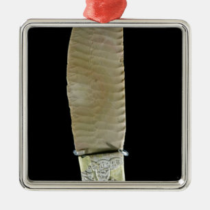 Knife carved with battle scenes metal ornament