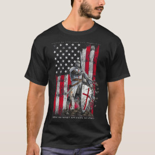 Knight Templar Standing For Believe In Christians  T-Shirt