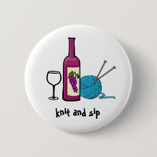 knit and sip 6 cm round badge