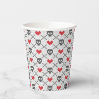 Knitted pattern with skulls