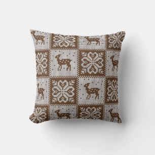 Knitted winter deers: vintage pattern. cushion