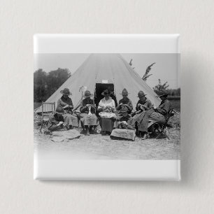 Knitting for the Cause: 1916 15 Cm Square Badge