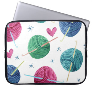 Knitting theme, watercolor seamless pattern. laptop sleeve