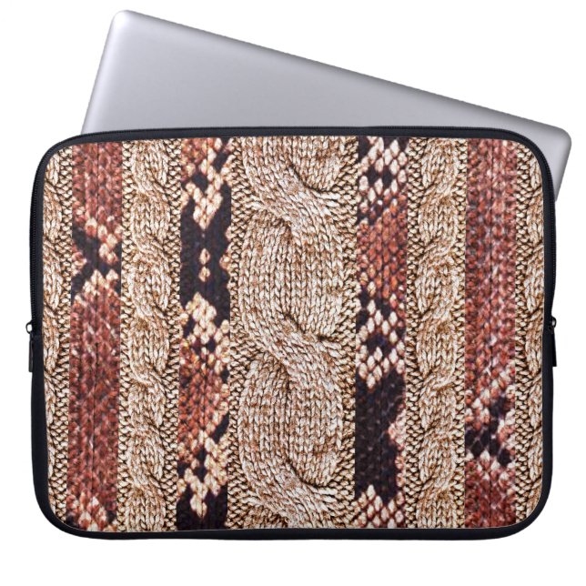 Knitwear texture, geometric snake pattern. laptop sleeve (Front)