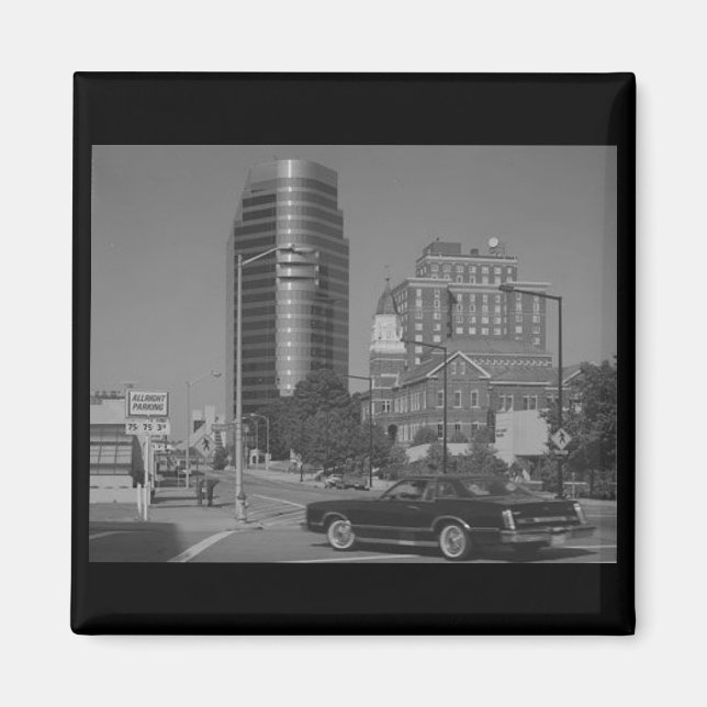 Knoxville 1987 magnet (Front)