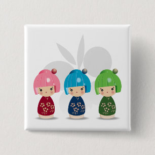 Kokeshi Triplets wButterfly BKGD 15 Cm Square Badge