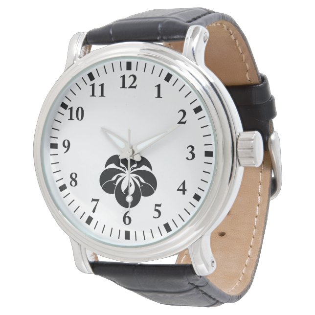 Korin-style cranes in shape of ivy leaf watch (Angled)