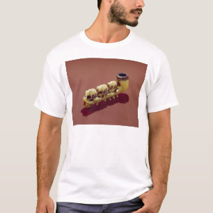 Korvack pipe with carved Polar Bears T-Shirt