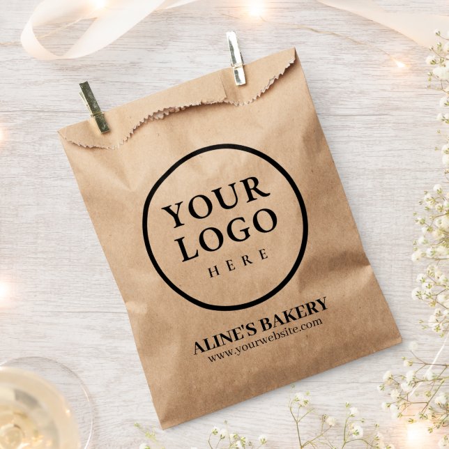 Kraft Paper Bags With Custom Bakery Business Logo (Clipped)