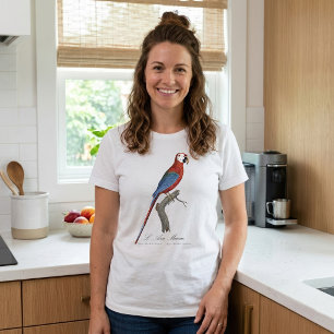 L' Ara Macao / Red and green Macaw  T-Shirt