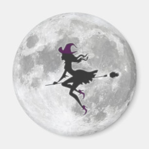 La belle sorcière devant la lune magnet