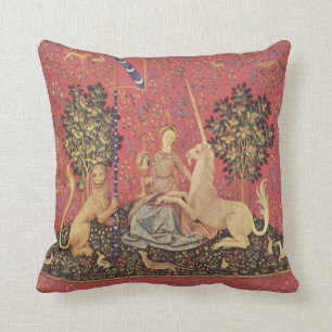 La Dame à la licorne - The Lady and the Unicorn Cushion