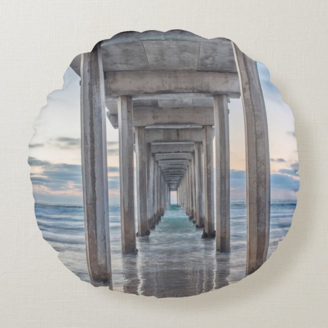 La Jolla, Scripps Pier Round Cushion (Front)