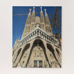 La Sagrada Família, Barcelona, Spain. 3560 Jigsaw Puzzle