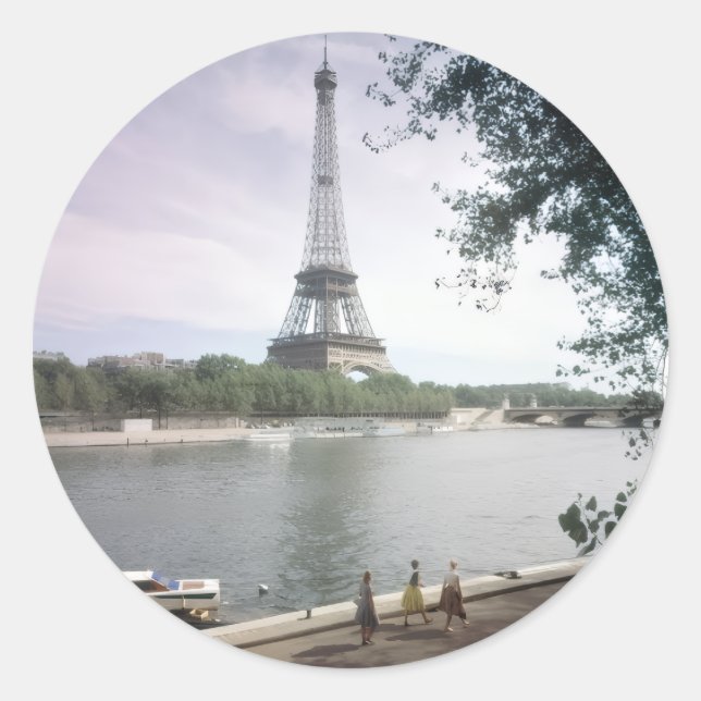 La Tour Eiffel. Paris, vers 1960. Classic Round Sticker (Front)