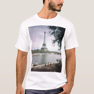La Tour Eiffel. Paris, vers 1960. T-Shirt