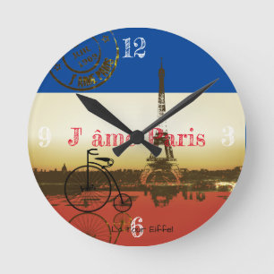 La Tour Eiffel Poster Round Clock
