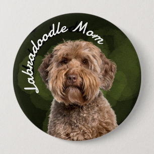 Labradoodle Mom with green background  10 Cm Round Badge